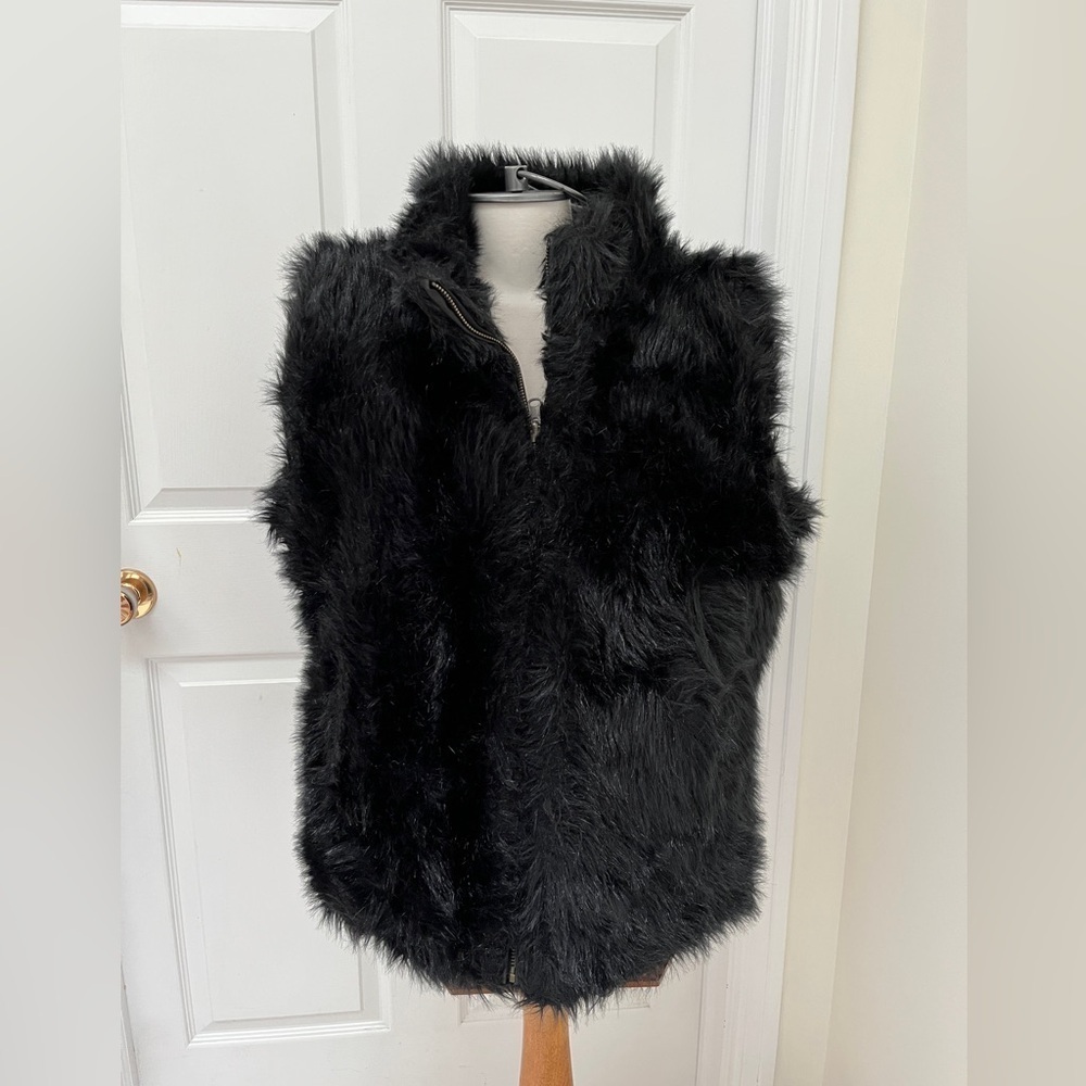 Sisters Outerwear reversible faux fur petite vest size PXL